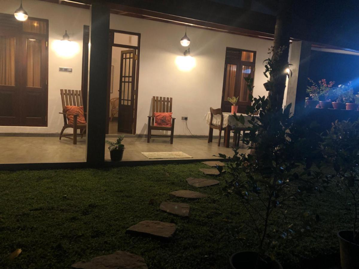 LOHAS Villa Hiriketiya-Air Conditioned Rooms -WiFi Dikwella Dış mekan fotoğraf