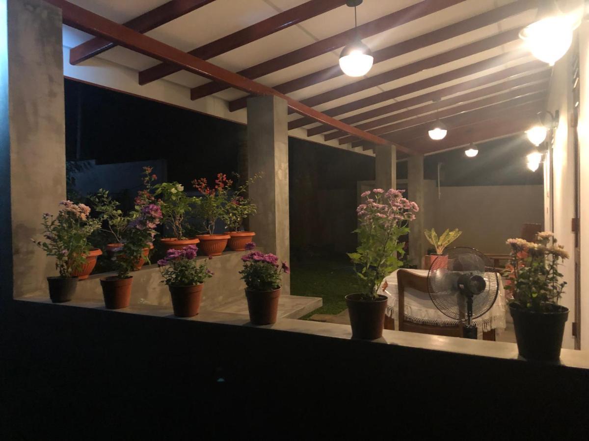 LOHAS Villa Hiriketiya-Air Conditioned Rooms -WiFi Dikwella Dış mekan fotoğraf