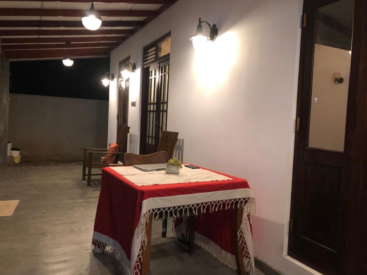 LOHAS Villa Hiriketiya-Air Conditioned Rooms -WiFi Dikwella Dış mekan fotoğraf